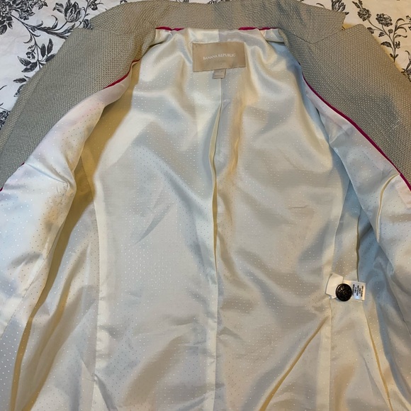 Blazer - Picture 5 of 6